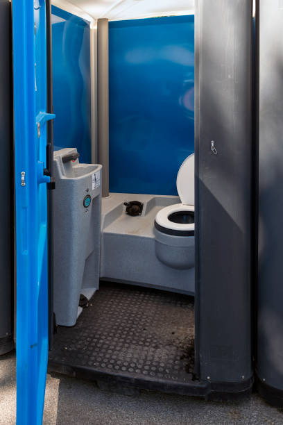 Best Portable restroom trailer rental  in Morenci, AZ